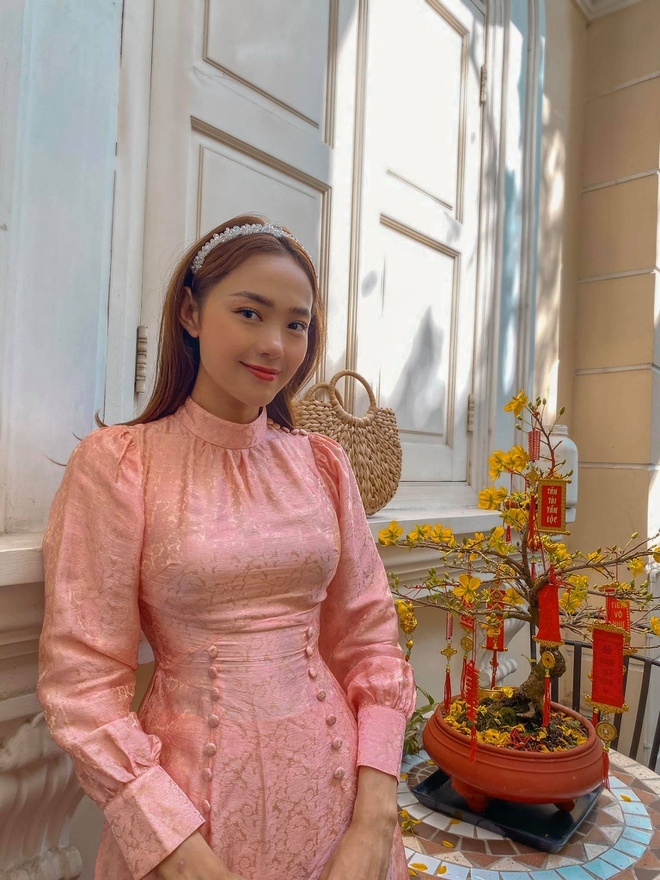 sao Viet khoe tien mung khung anh 3