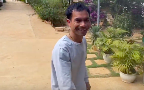 Cuoc song nuoi ga, chan heo cua quan quan Ya Suy hinh anh