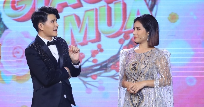 Cat Tuong phan ung khi bi dan em noi thieu kiem soat trong tinh yeu hinh anh