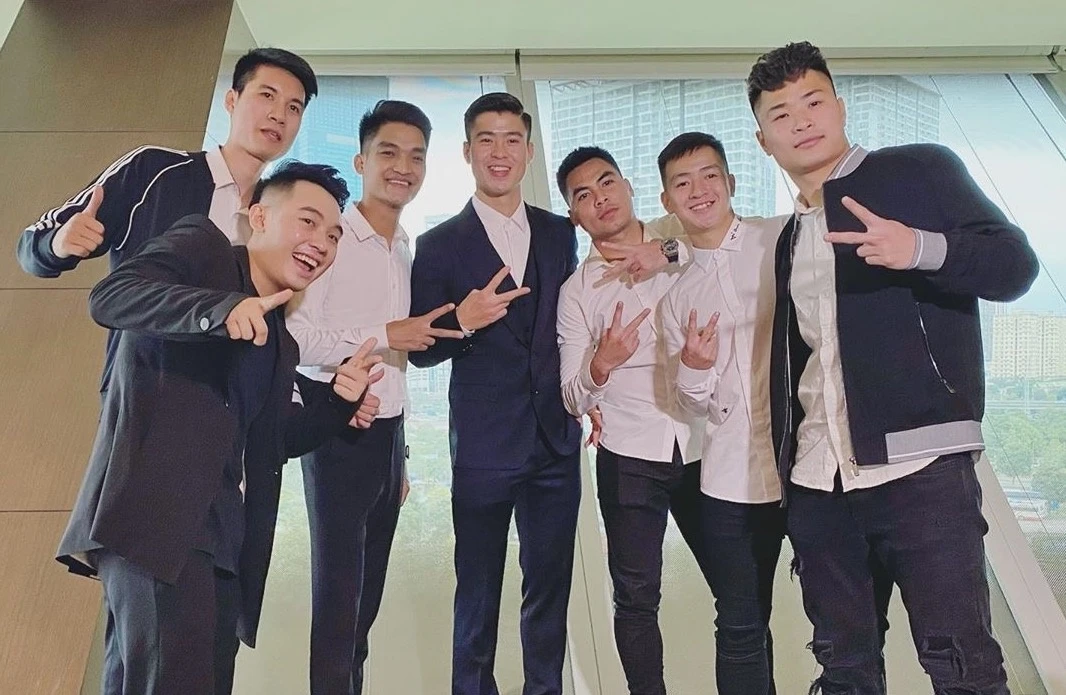 Mac Van Khoa du tiec cuoi Duy Manh anh 8