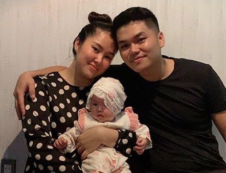 Quy Binh than thiet voi chong Le Phuong anh 2