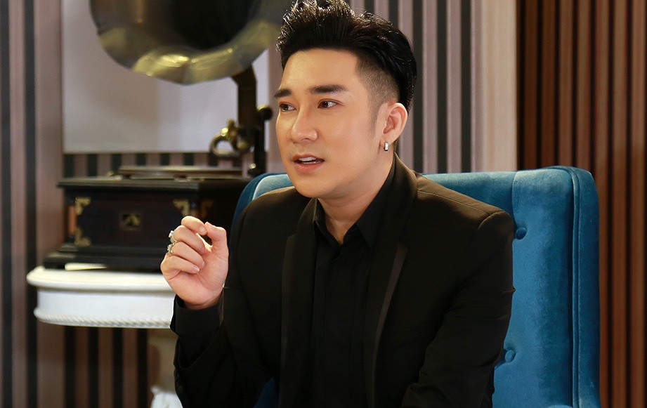 Quang Ha tiet lo so huu biet thu o Ha Noi, 2 nha mat tien tai TP.HCM hinh anh