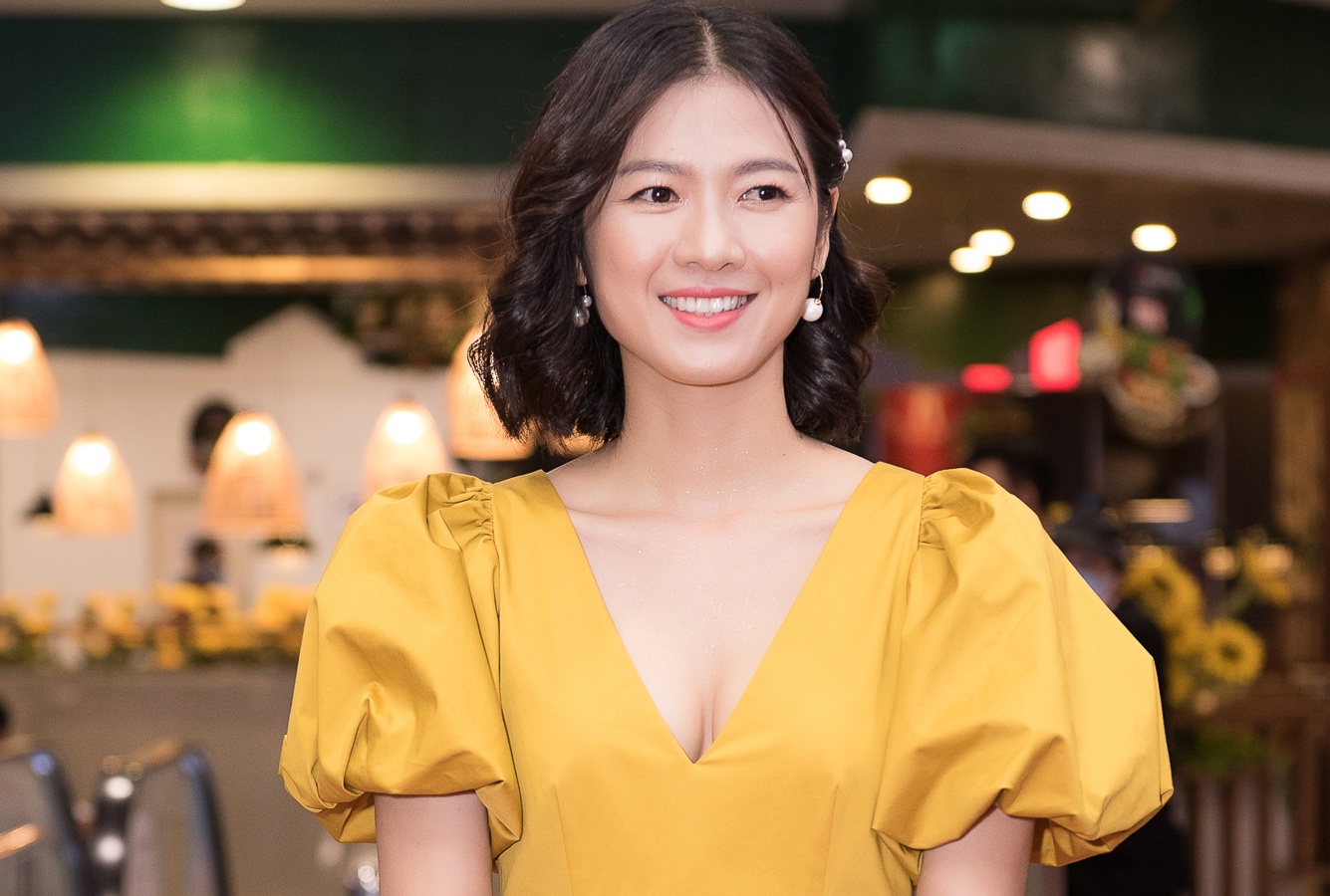 Thu Trang khac la, Oanh Kieu dien dam co khoet sau hinh anh