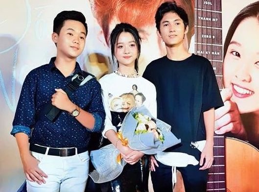 Dien vien nhi cua 'Toi thay hoa vang tren co xanh' sau 5 nam hinh anh