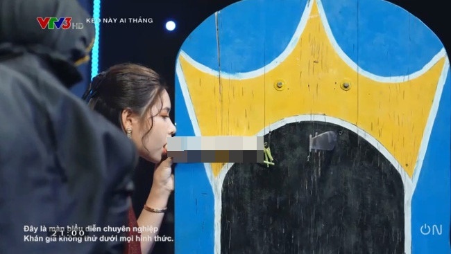 Canh phan cam trong game show anh 1