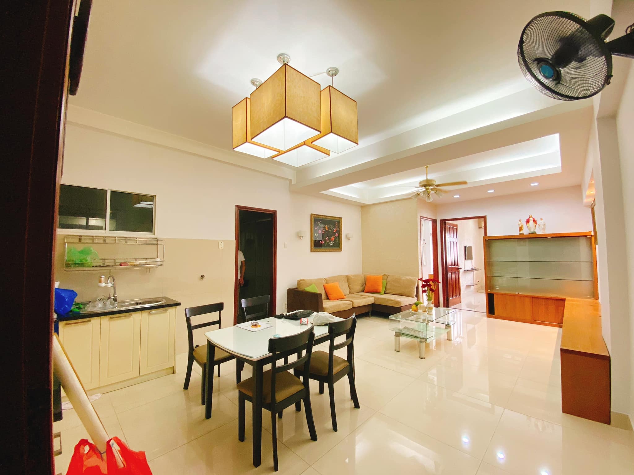 Mac Van Khoa mua nha anh 1