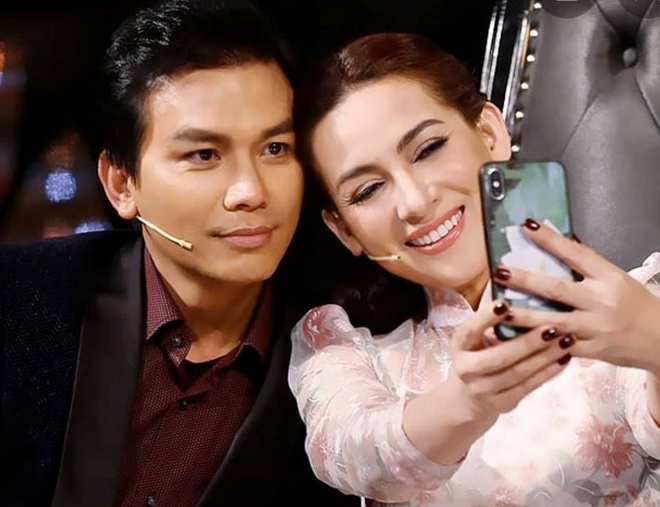 Phi Nhung du dam cuoi Manh Quynh anh 2