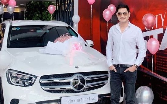 Minh Luan mua xe 2 ty dong hinh anh