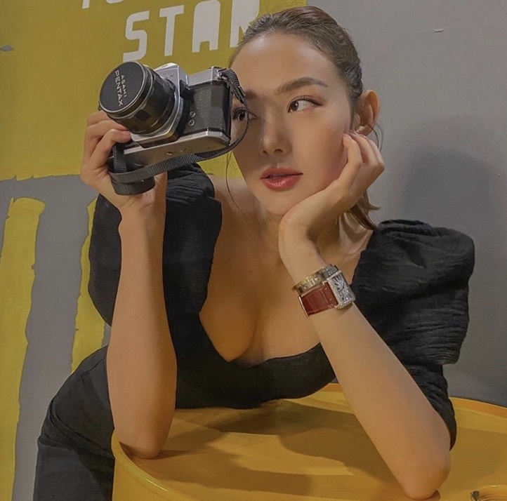 Minh Hang sut can anh 6