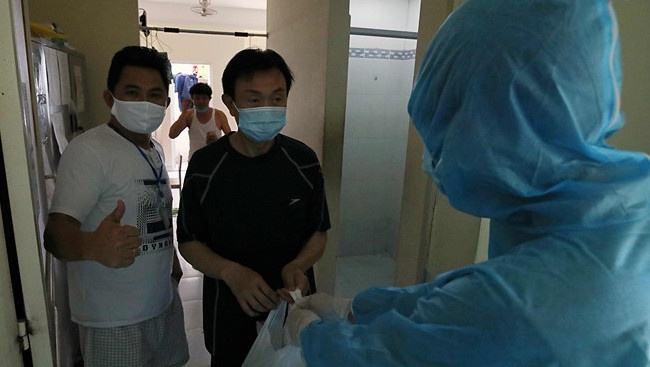 Chi Tai cach ly tap trung anh 2