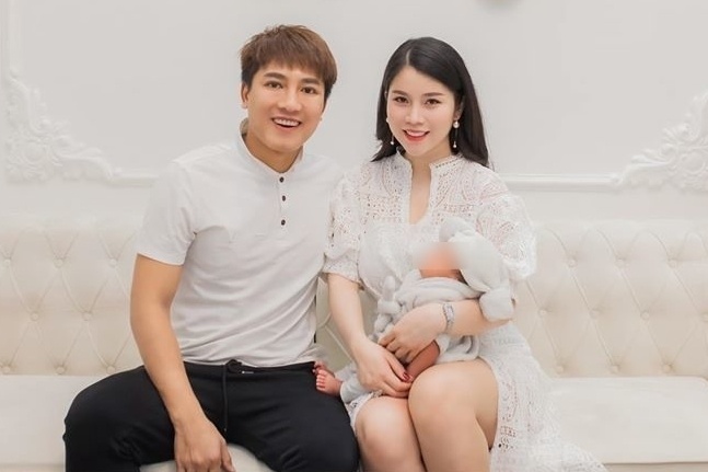 Chau Khai Phong len tieng khi bi to bo roi vo con hinh anh