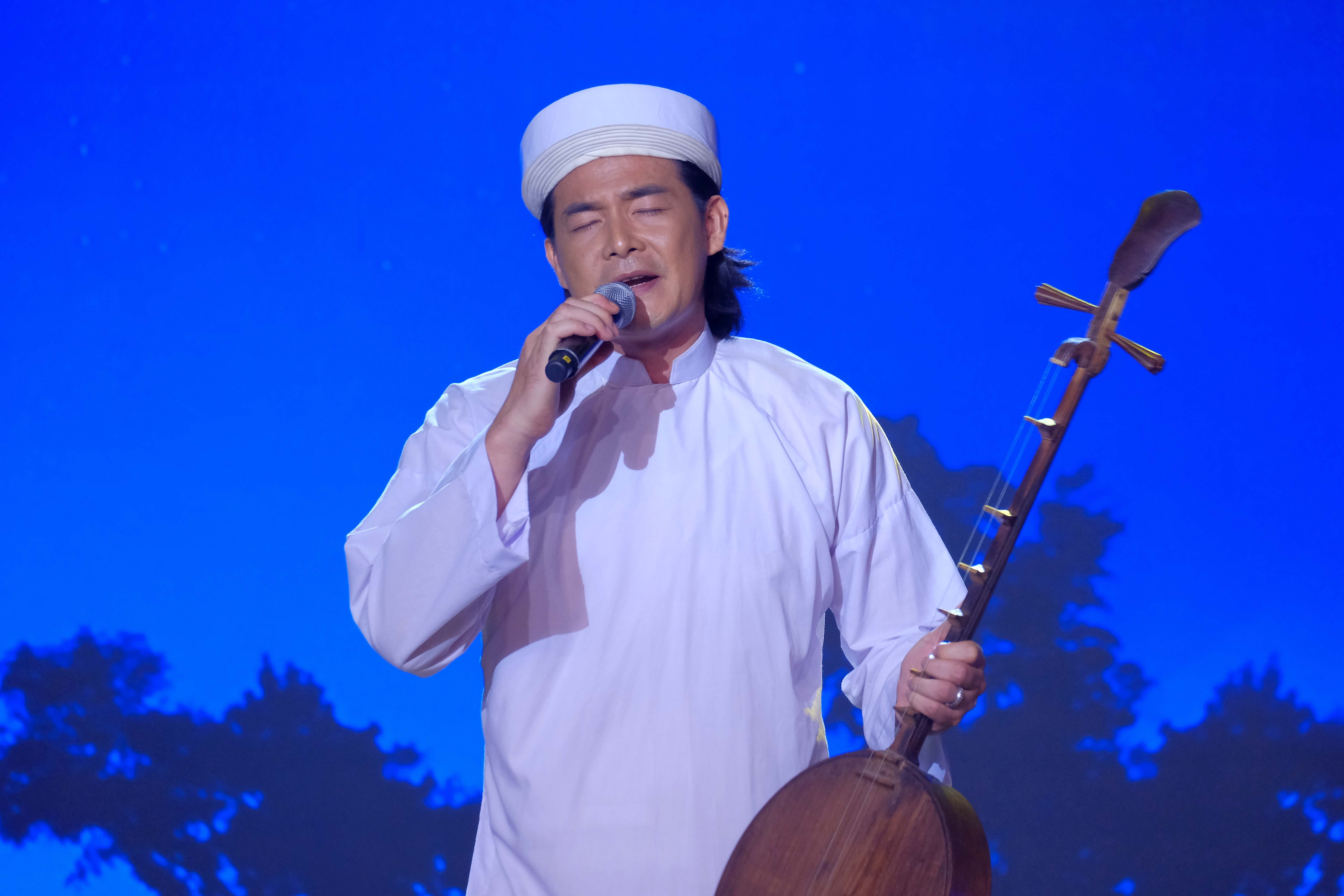 Hoang Kim khoc o Tinh Bolero anh 3