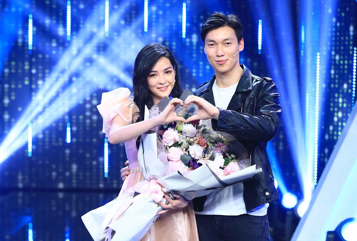 Thu Ngoc xuat hien o Nguoi ay la ai anh 1