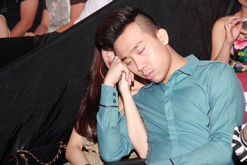 Tran Thanh than lam viec lien tuc, chi ngu duoc 3 tieng hinh anh