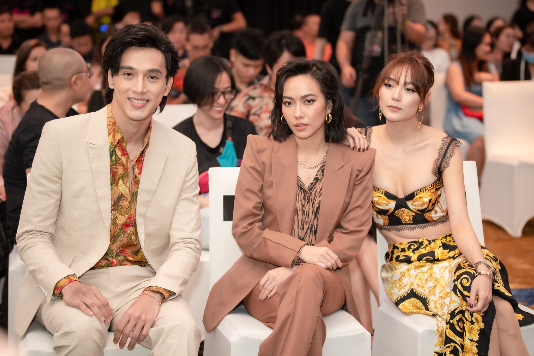 Quoc Truong hon Bao Anh anh 10