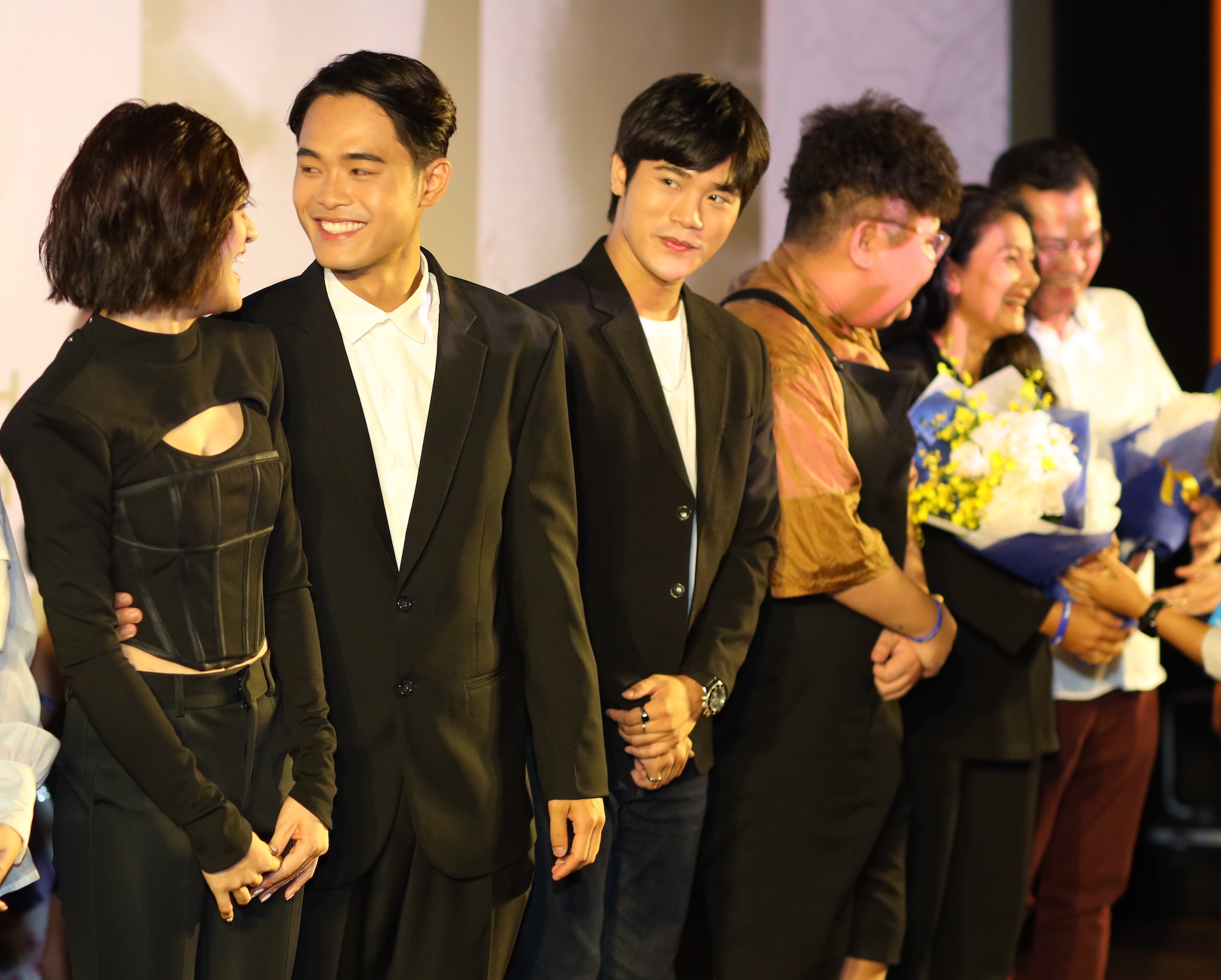 Huynh Thanh Truc an ech song anh 3