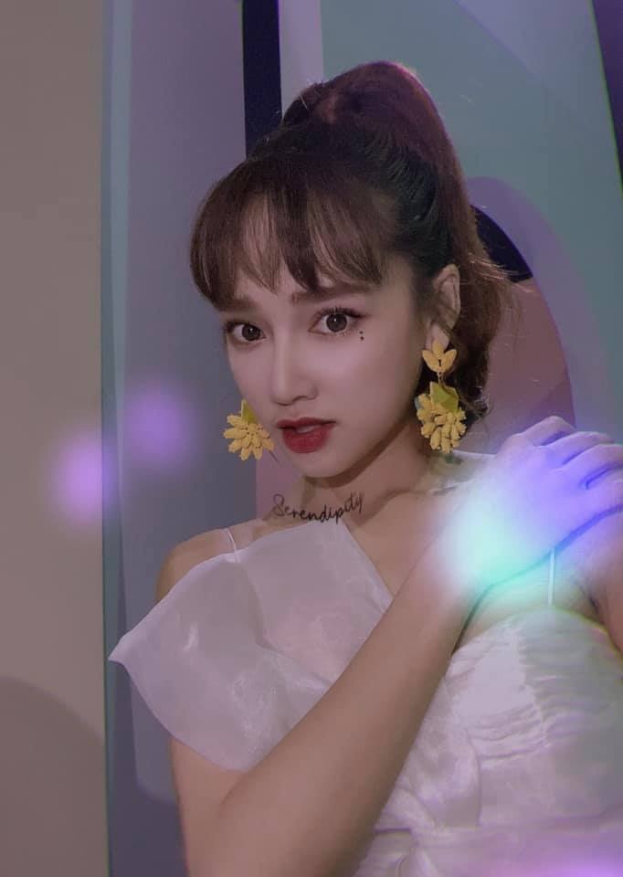 Nha Phuong thay doi ngoai hinh anh 3