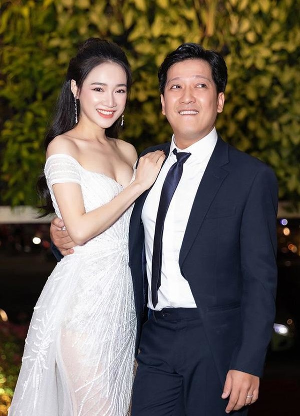 Nha Phuong thay doi ngoai hinh anh 11