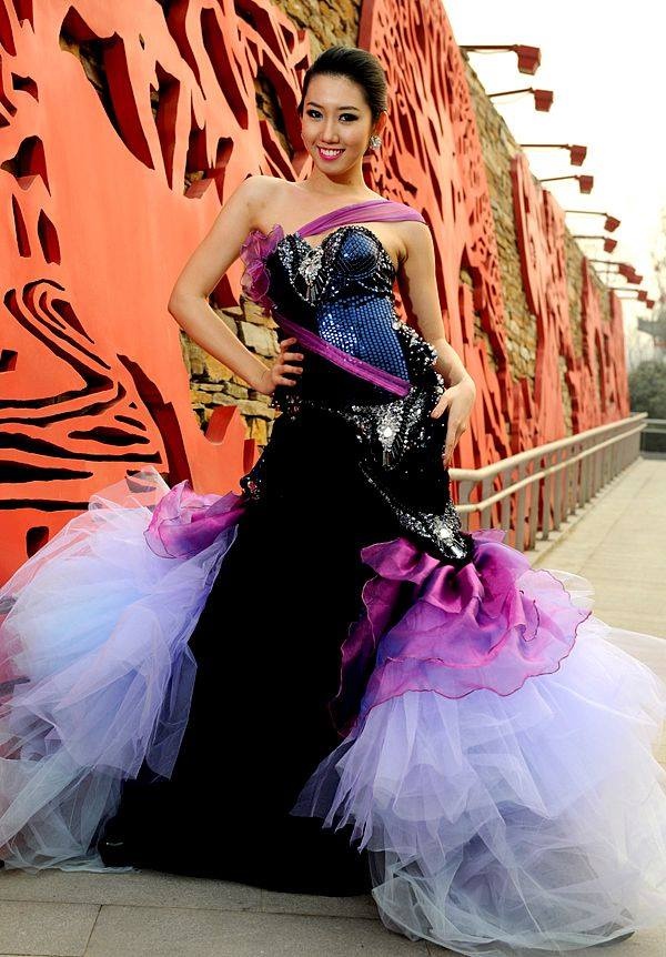 Thuy Ngan goi cam anh 14