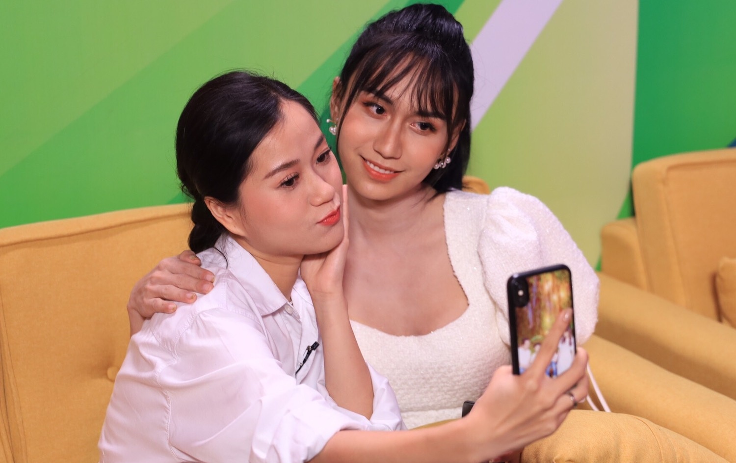 Lynk Lee xuat hien voi dien mao moi o On gioi hinh anh