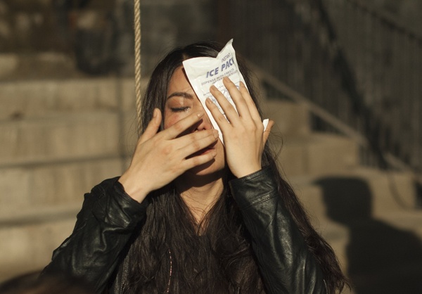 sao Viet bi thuong tren phim truong anh 10