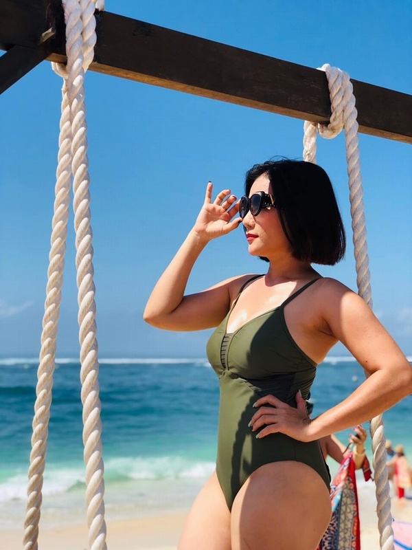 Cat Tuong bi dan ong lua vao khach san anh 2