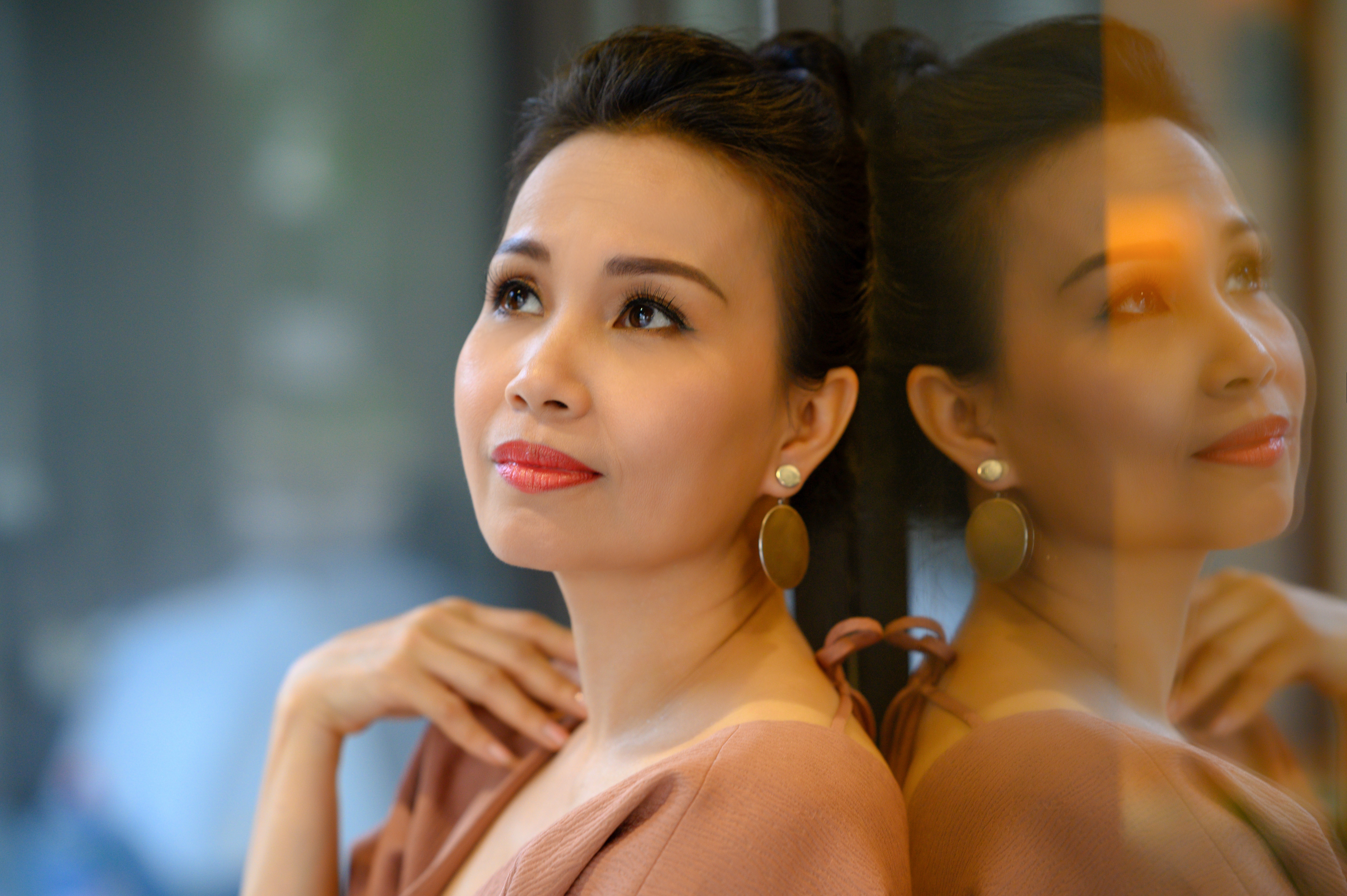 Cam Ly nhin nhuc chong anh 3