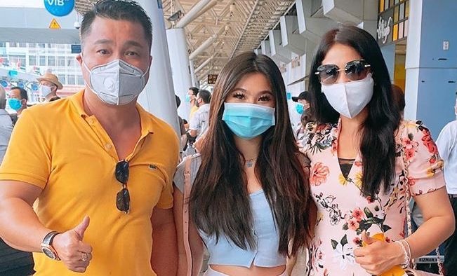 Ly Hung ra don Ly Huong va chau gai sau 14 ngay cach ly o Hai Duong hinh anh