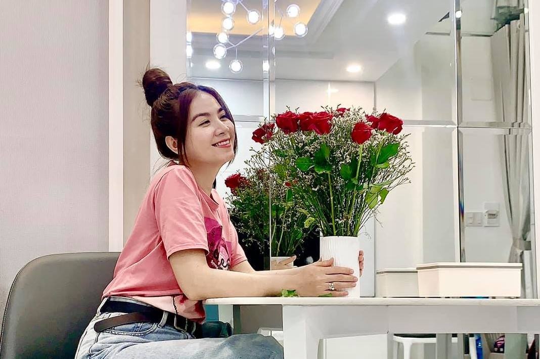 Kha Ly - Thanh Duy xay nha moi de chuan bi co con hinh anh