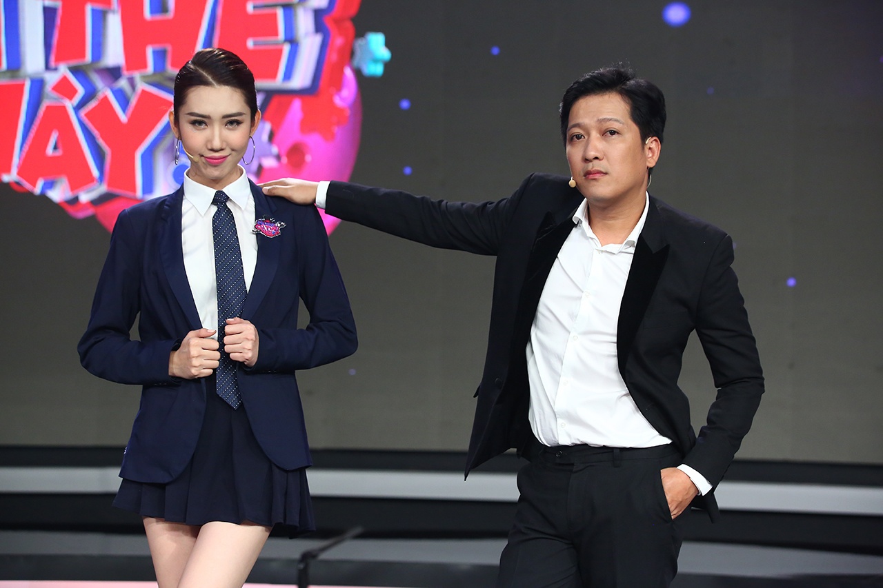 Thuy Ngan dung lam MC cung Truong Giang anh 1