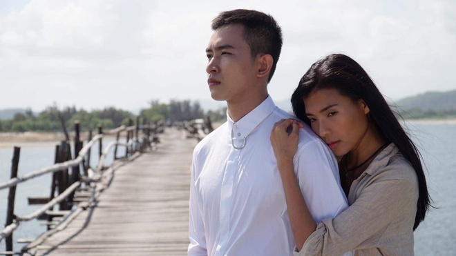 Vo Canh dam duoi khi quay voi Thuy Diem anh 1