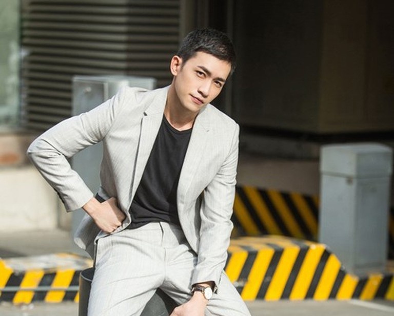 Vo Canh dam duoi khi quay voi Thuy Diem anh 2