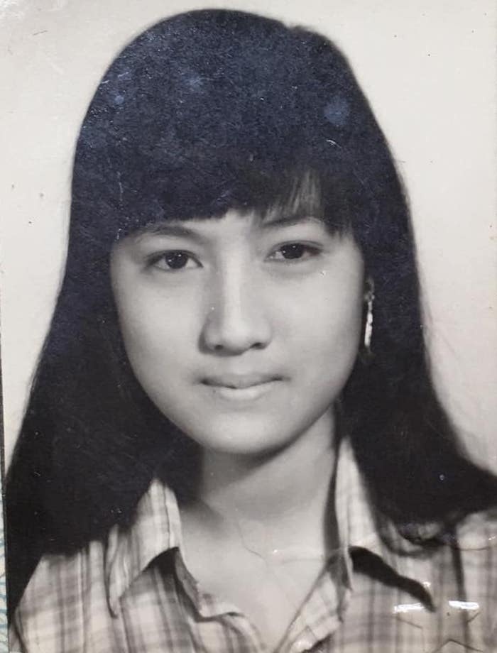 ảnh thời thơ ấu của Hiền Mai ảnh 4 anh thoi tho au cua Hien Mai anh 4