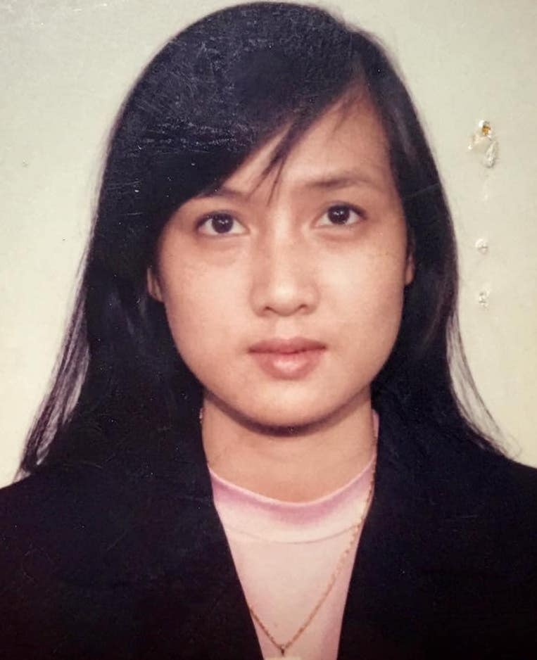 ảnh thời thơ ấu của Hiền Mai ảnh 6 anh thoi tho au cua Hien Mai anh 6