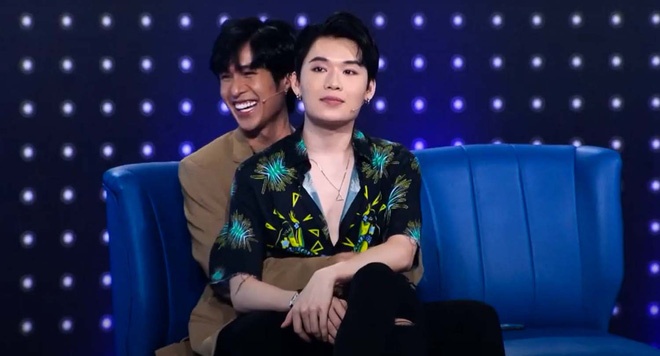 Nhung lan sao Viet bi phan ung vi kem duyen o game show hinh anh