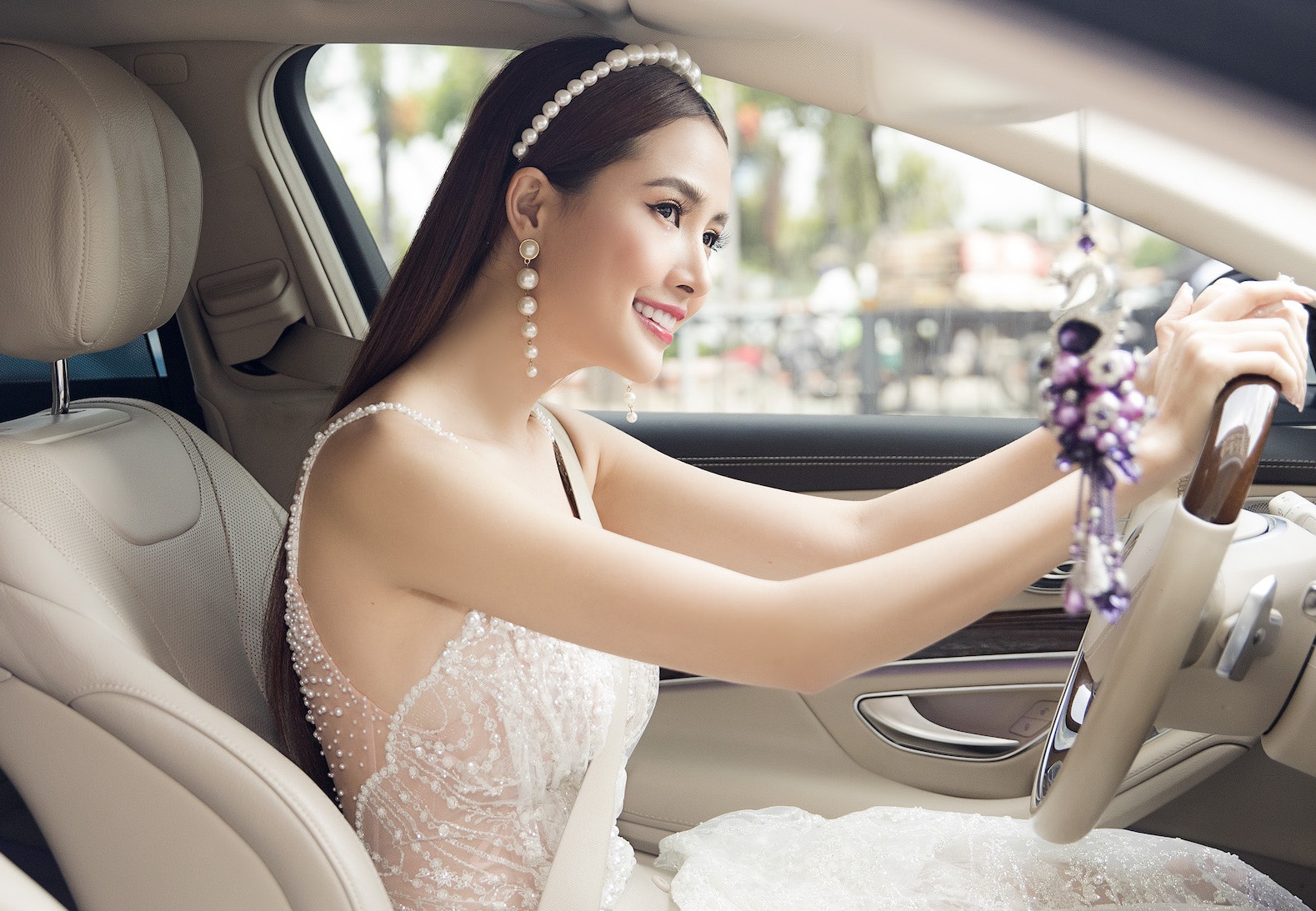 Phan Thi Mo: 'Dao dien da giu an toan cho toi khi quay canh nhay cam' hinh anh