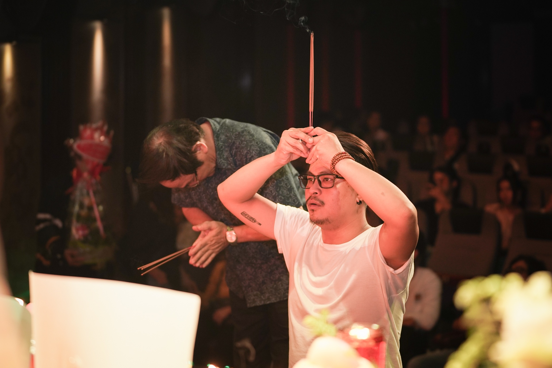 Anh Duc du le gio To nghe anh 4