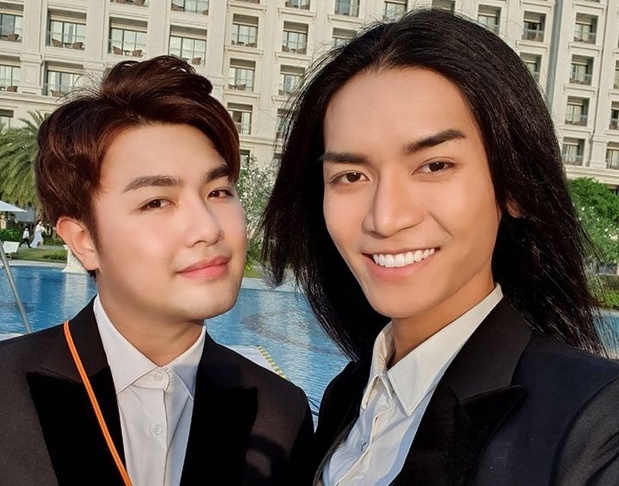 BB Tran va ban trai ky niem 7 nam yeu hinh anh