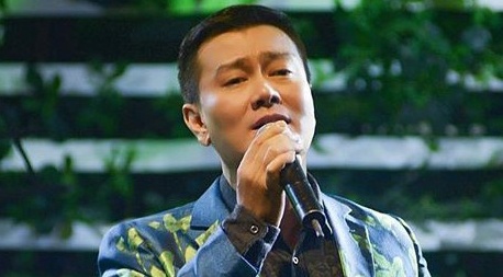 Ca si Tuan Phuong qua doi hinh anh
