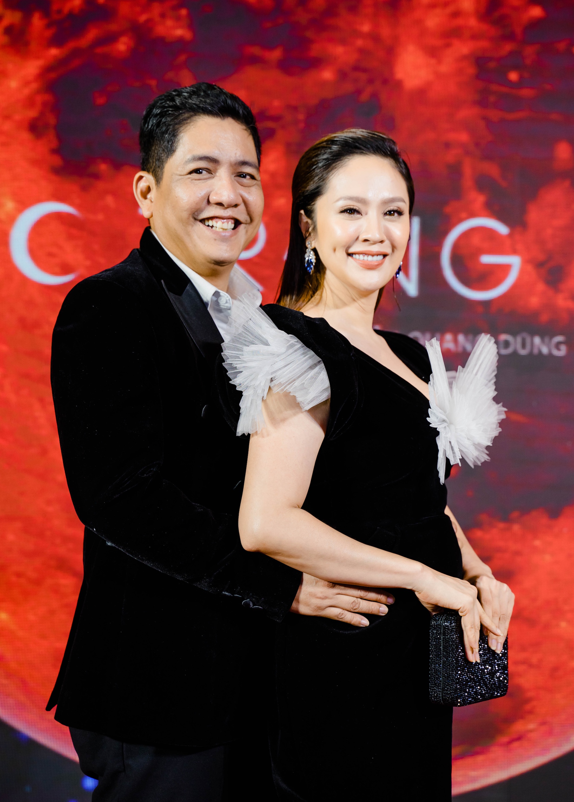 dan sao tren tham do Tiec trang mau anh 4