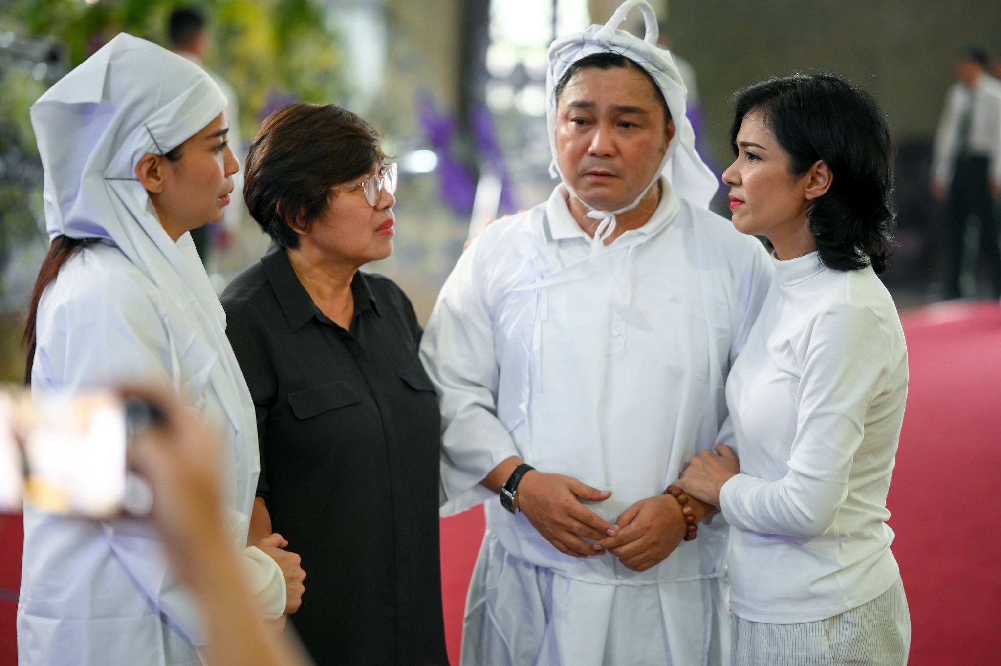 Ly Huynh qua doi anh 5