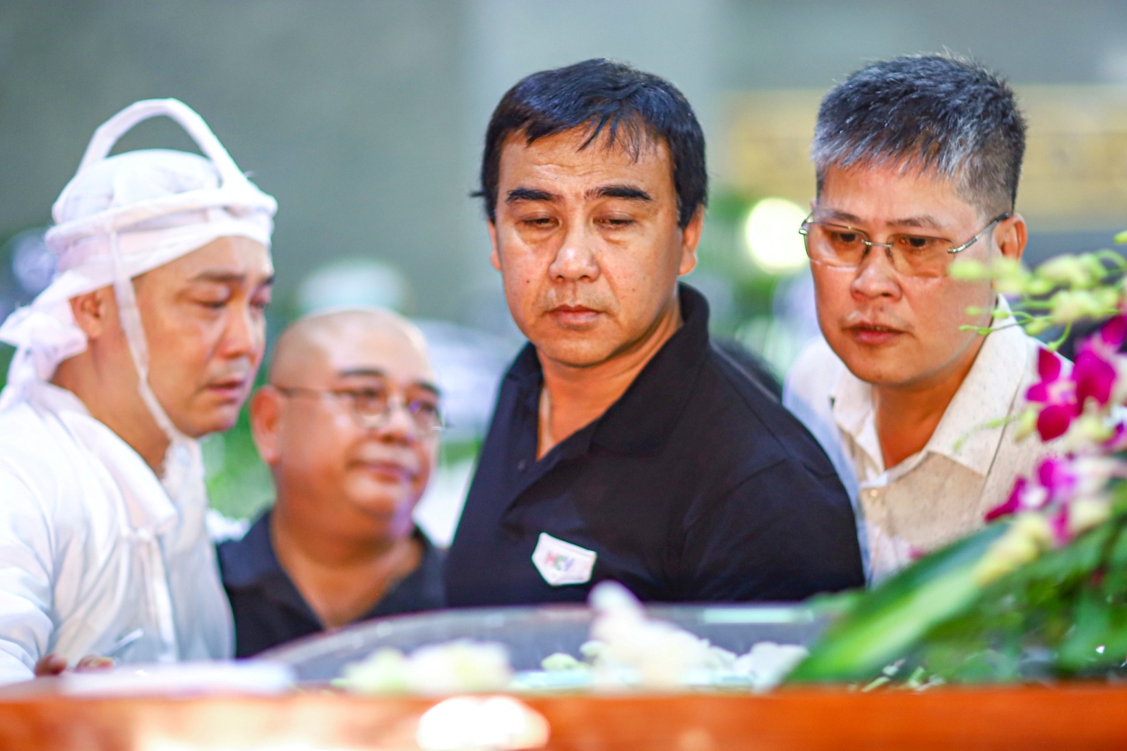 Quyen Linh, Phuoc Sang vieng NSND Ly Huynh hinh anh