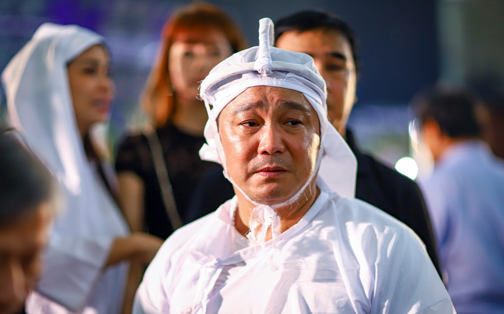 Nghe si Ly Huynh qua doi anh 1