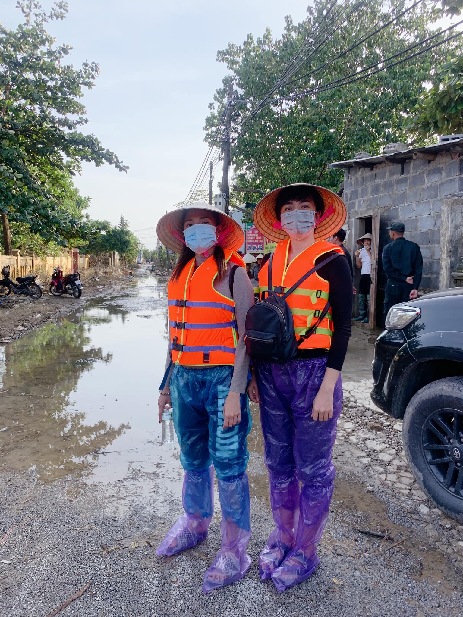 Thuy Diem ra mien Trung anh 1