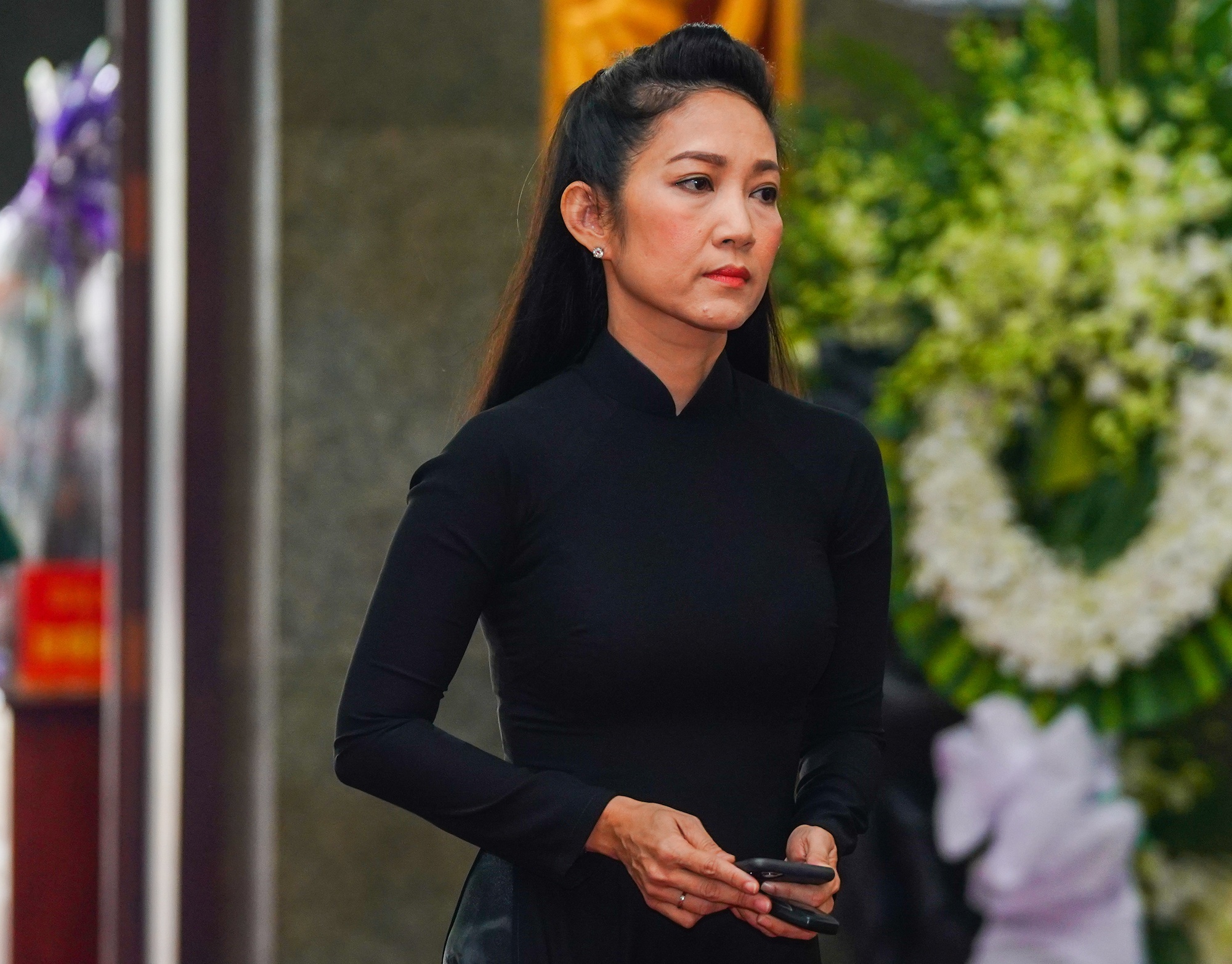 NSND Ly Huynh qua doi anh 7