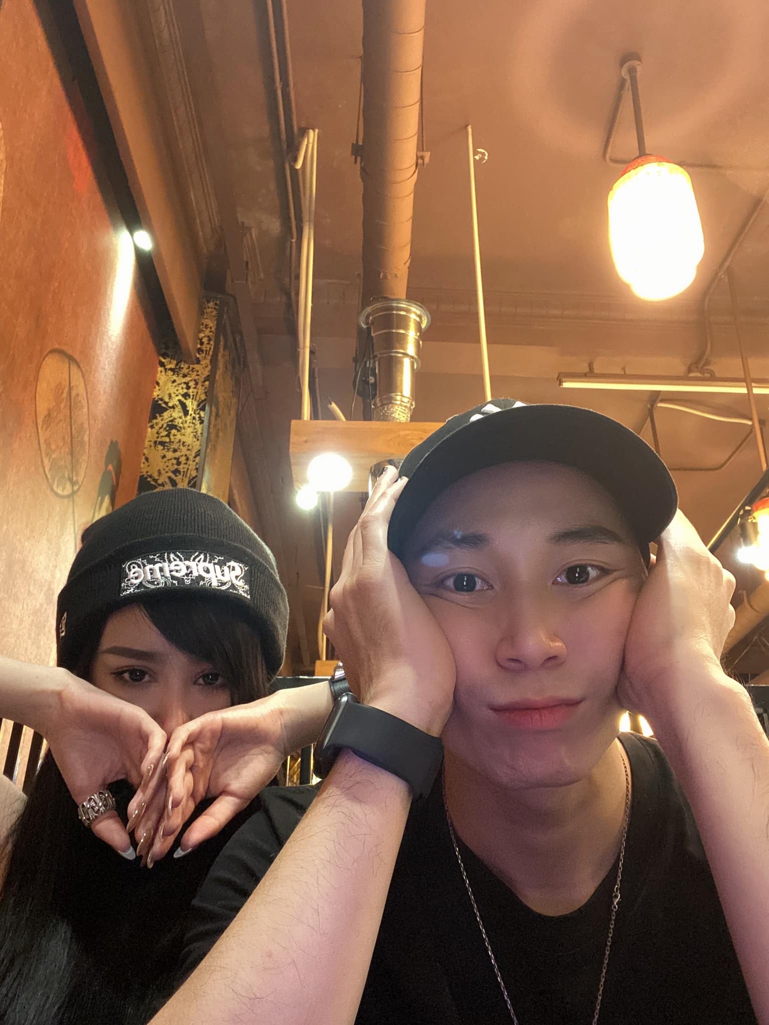 Karik va Bella ran nut tinh cam anh 1