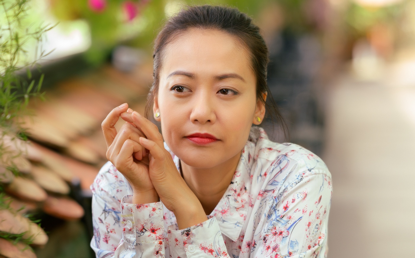 Hong Anh: 'Toi van hanh phuc du ket hon hon 10 nam chua co con' hinh anh