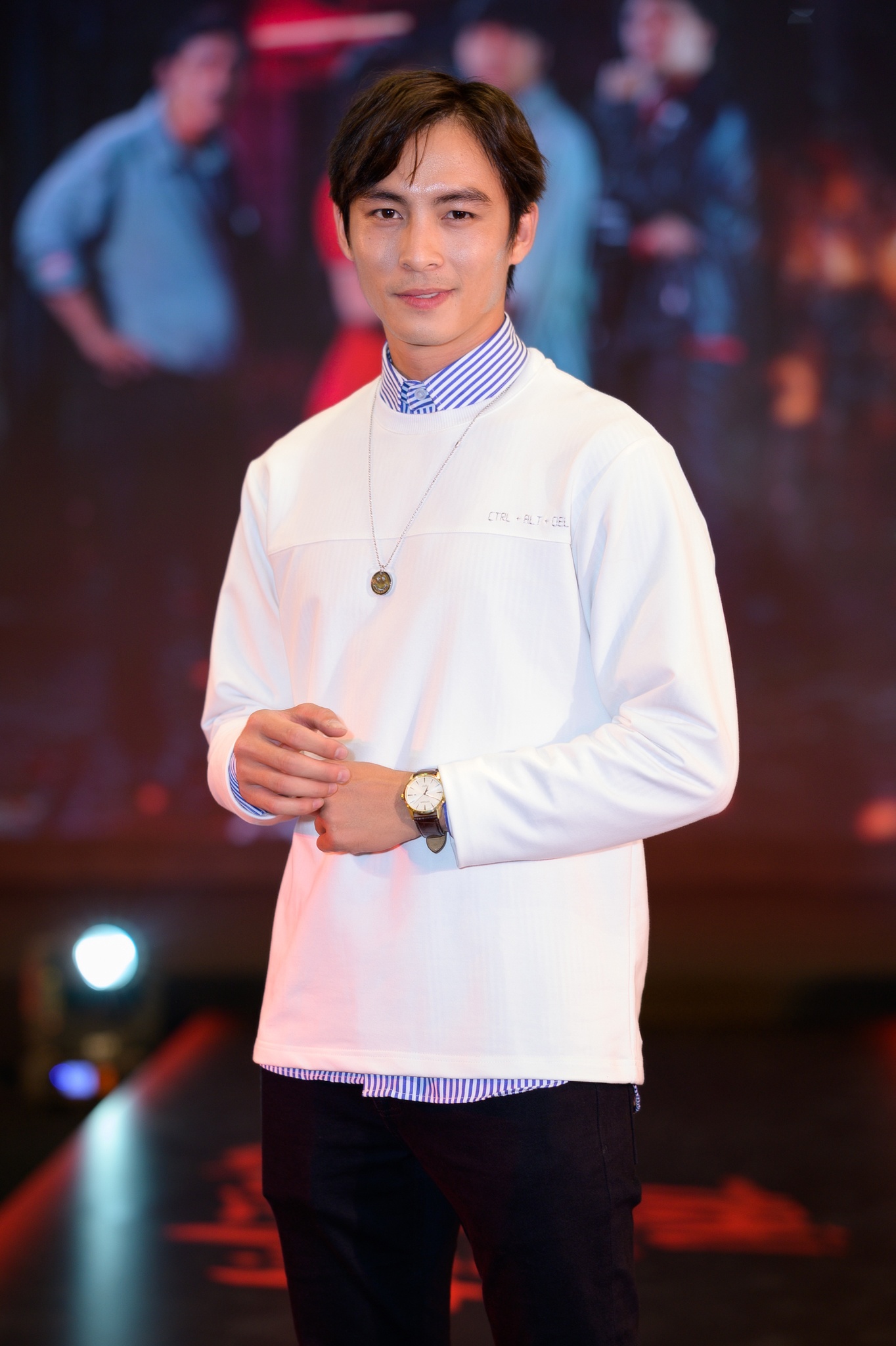 Hoang Thuy Linh Trai tim quai vat anh 13