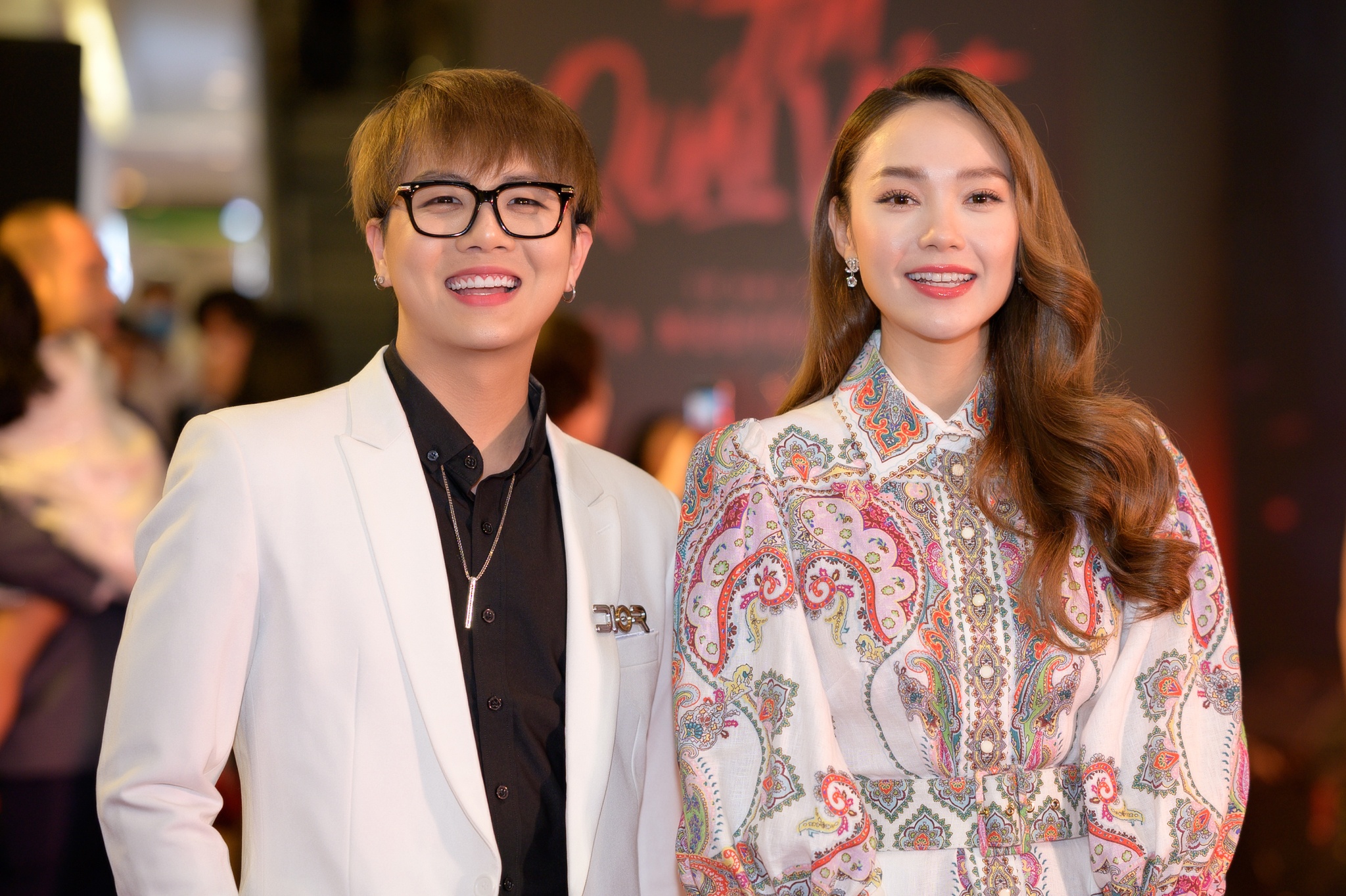 Hoang Thuy Linh Trai tim quai vat anh 6