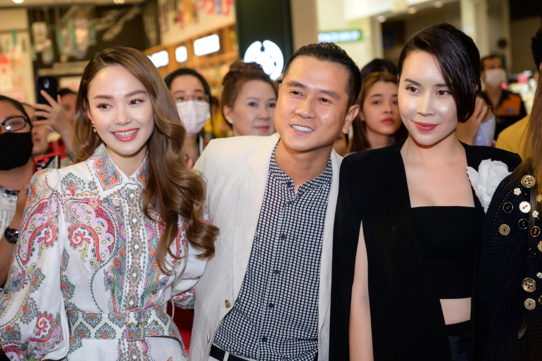 Hoang Thuy Linh Trai tim quai vat anh 5